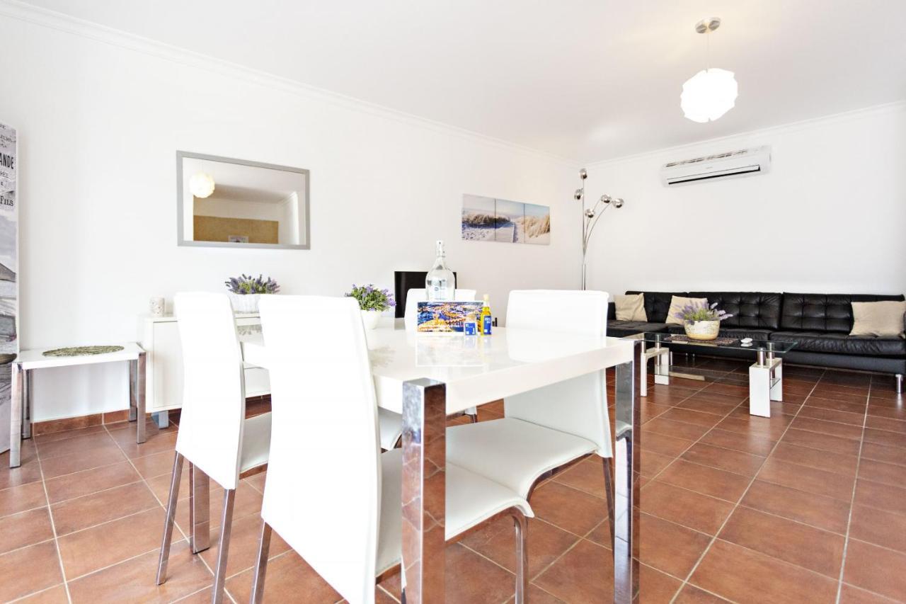 Lavender Apartment ซานตาลูเซีย ภายนอก รูปภาพ